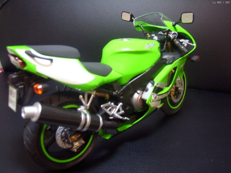 MMZ - [PROTAR] 1/9 KAWASAKI ZX-7R SWIFT MODEL
